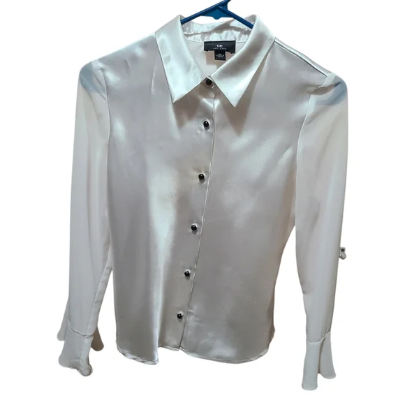 IZ by Amy Byer Juniors XL White Satin Blouse - Picture 1 of 5